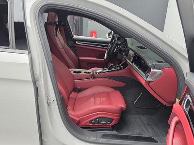صورة مصغرة 11 لـ 2023 Porsche PANAMERA