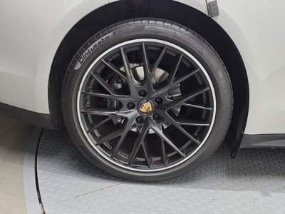 PORSCHE PANAMERA - 6