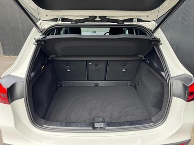 MERCEDES-BENZ GLA - 8