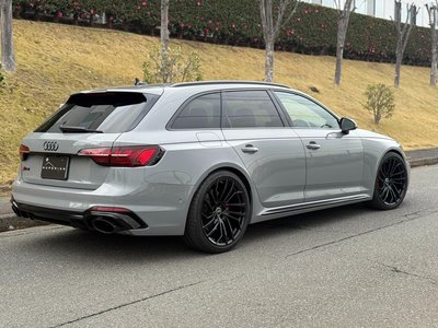AUDI RS4 AVANT - 8