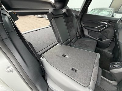 2025 BMW X1 — миниатюра 53