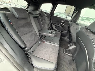 2025 BMW X1 — миниатюра 17