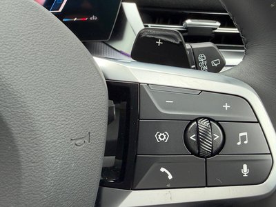 2025 BMW X1 — миниатюра 36