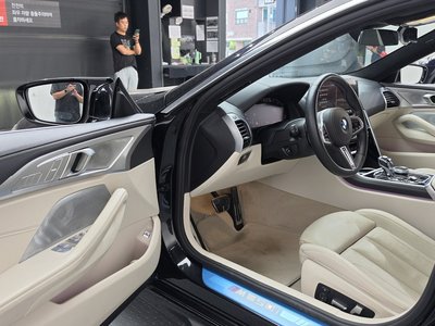 2022 BMW 8 SERIES thumbnail 13