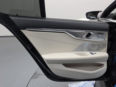 2022 BMW 8 SERIES thumbnail 15