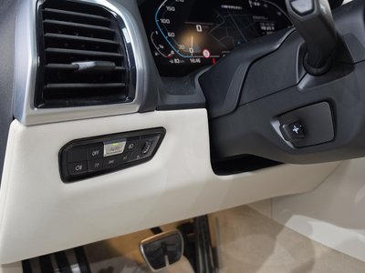 2022 BMW 8 SERIES thumbnail 29