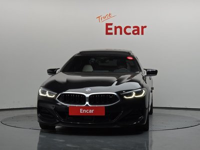 2022 BMW 8 SERIES 照片 2
