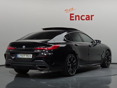 2022 BMW 8 SERIES 照片 4
