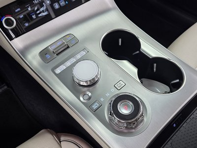 صورة مصغرة 12 لـ 2024 Genesis GV70