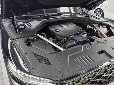 صورة 7 لـ 2024 Genesis GV70