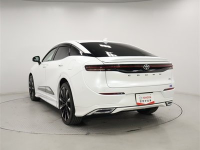 TOYOTA CROWN CROSSOVER - 7