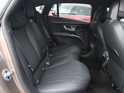 2025 Mercedes-BENZ EQS 缩略图 45