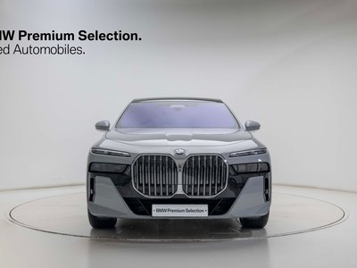 2025 BMW 7 SERIES 照片 2