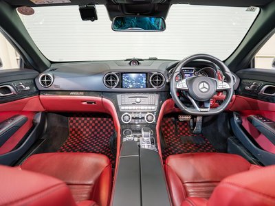 MERCEDES-BENZ SL - 10