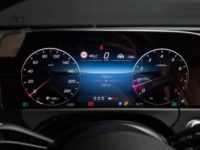 MERCEDES-BENZ E-CLASS - 8