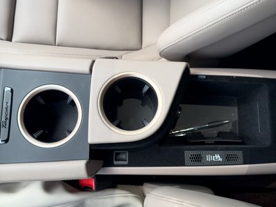 صورة مصغرة 13 لـ 2024 Porsche TAYCAN