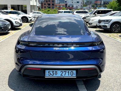 2024 Porsche TAYCAN 照片 6
