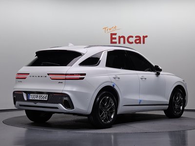 2021 Genesis GV70 photo 3