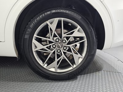 2021 Genesis GV70 photo 8