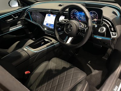 MERCEDES-BENZ E-CLASS - 2