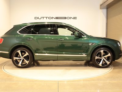 BENTLEY BENTAYGA - 7