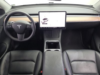 صورة 5 لـ 2022 Tesla MODEL Y
