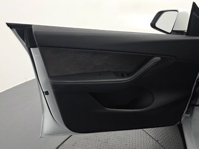 صورة مصغرة 14 لـ 2022 Tesla MODEL Y