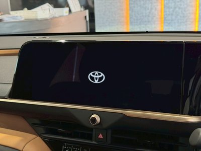 2025 Toyota CROWN SPORT — миниатюра 40