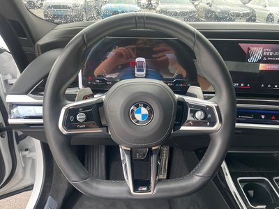 2025 BMW 7 SERIES — миниатюра 12