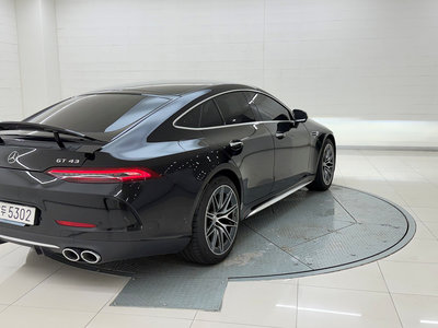 2025 Mercedes-BENZ GT AMG — фото 6