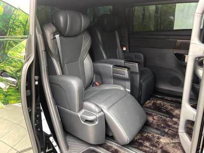 TOYOTA VELLFIRE - 10