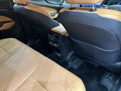 2023 Lexus NX — миниатюра 8