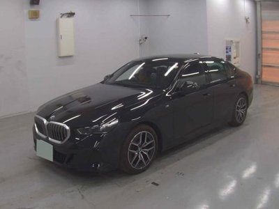 BMW 5 SERIES - 5