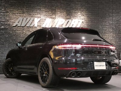 صورة مصغرة 2 لـ 2021 Porsche MACAN
