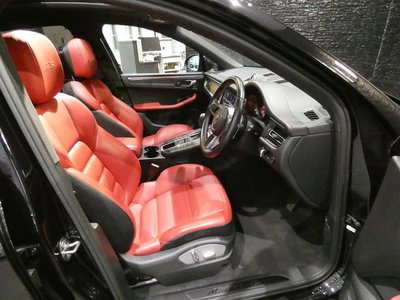 صورة مصغرة 16 لـ 2021 Porsche MACAN