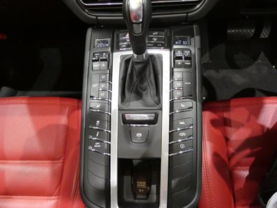 صورة مصغرة 13 لـ 2021 Porsche MACAN