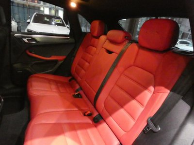 صورة مصغرة 37 لـ 2021 Porsche MACAN