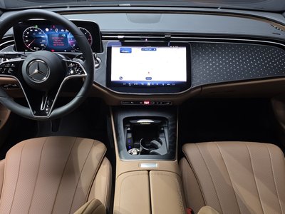 MERCEDES-BENZ E-CLASS - 5