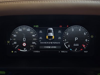 LAND ROVER DEFENDER - 8