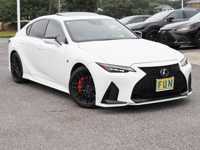 2020 Lexus IS — фото 3