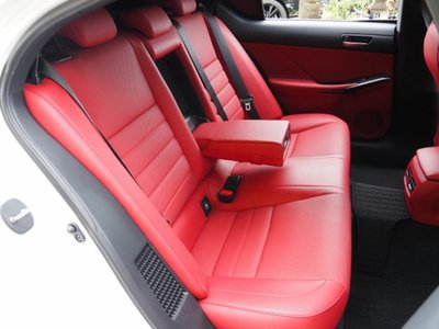 2020 Lexus IS 缩略图 34
