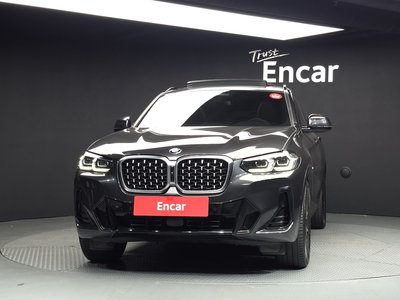 صورة 2 لـ 2023 BMW X4
