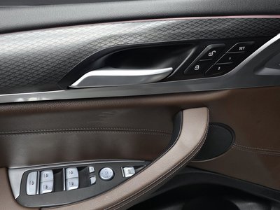 صورة مصغرة 31 لـ 2023 BMW X4