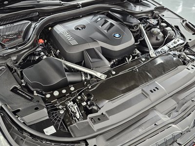 صورة 7 لـ 2025 BMW 5 SERIES