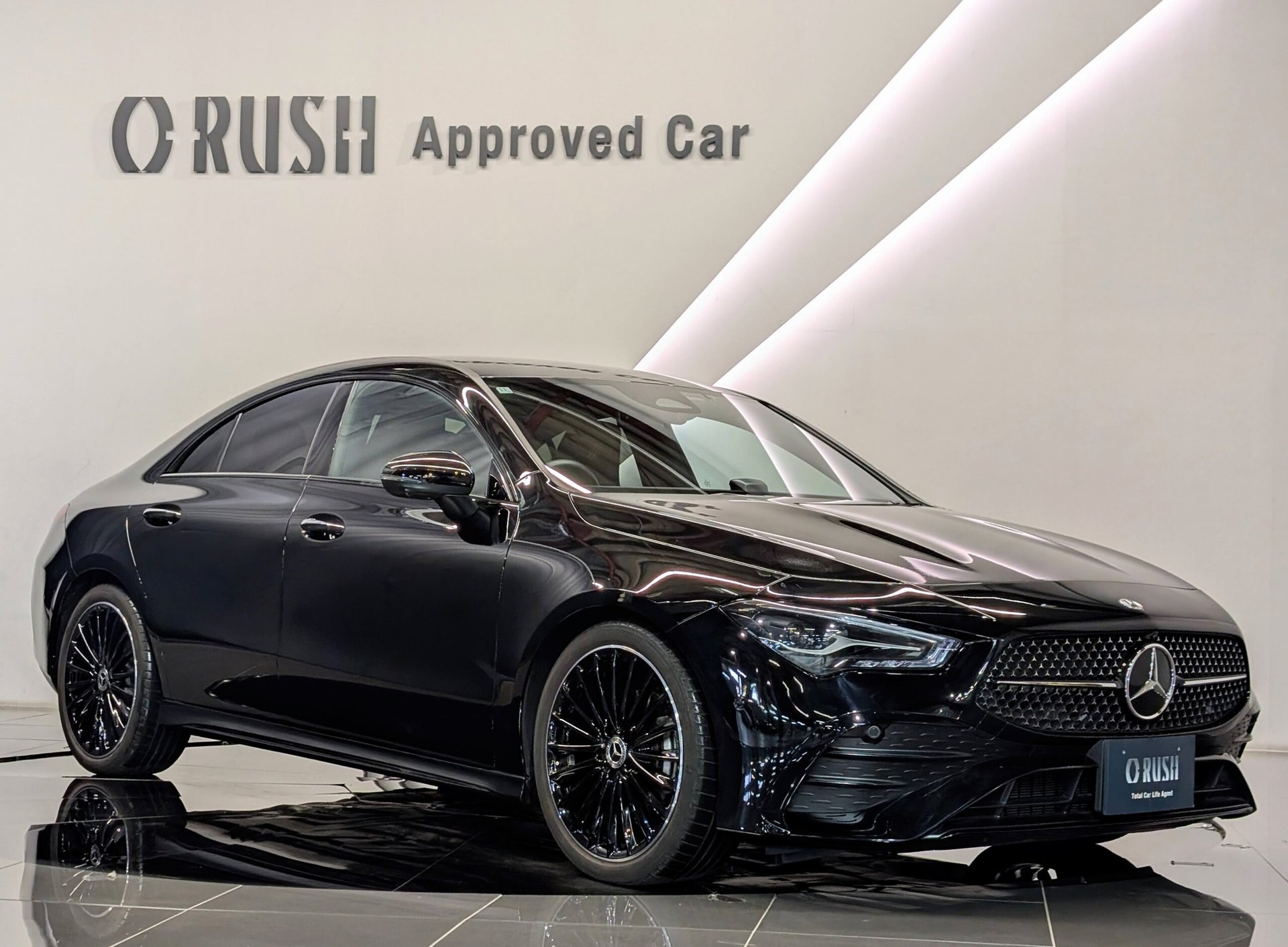 MERCEDES-BENZ CLA - View 1