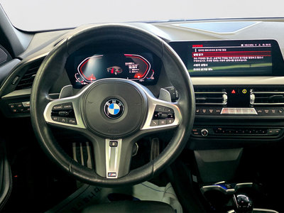 BMW 1 SERIES - 10
