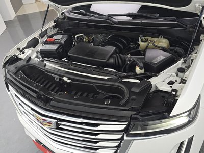 CADILLAC ESCALADE 5TH GENERATION - 7