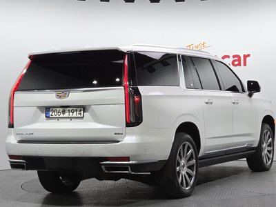 CADILLAC ESCALADE 5TH GENERATION - 4
