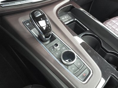 CADILLAC ESCALADE 5TH GENERATION - 9