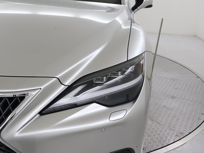 صورة مصغرة 33 لـ 2021 Lexus LS